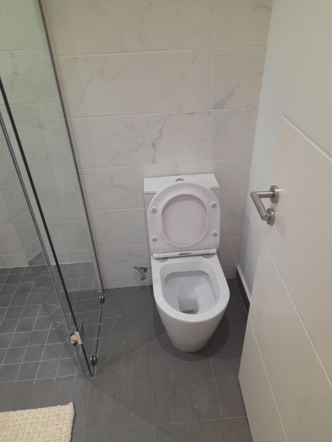 אקרה The Lennox D-Plus Apartments מראה חיצוני תמונה