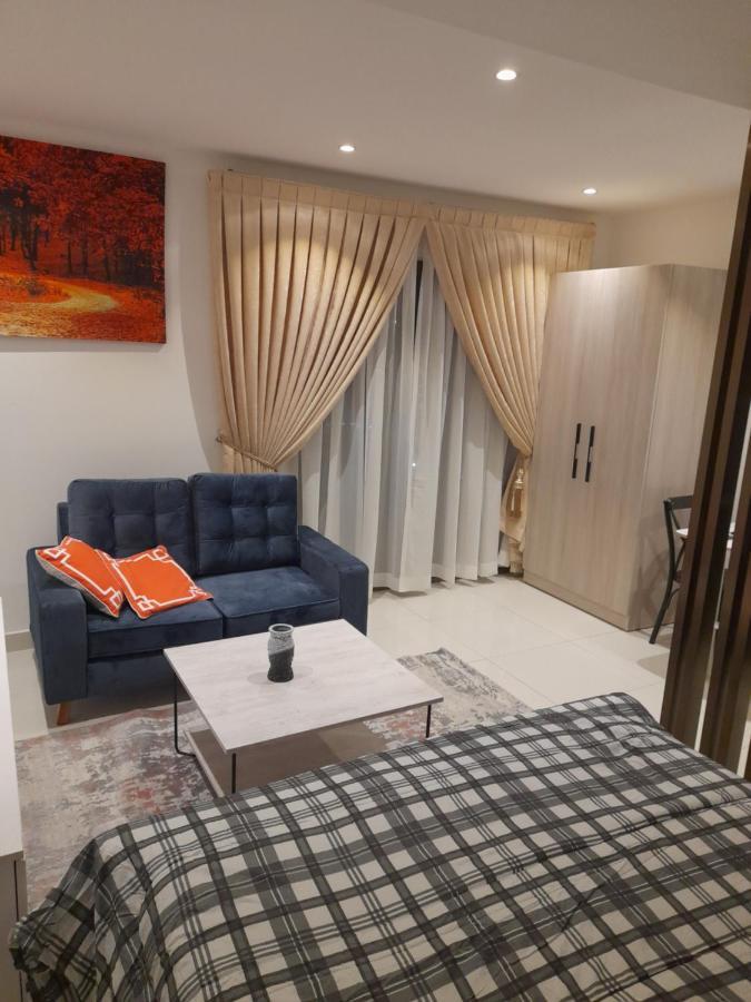 אקרה The Lennox D-Plus Apartments מראה חיצוני תמונה