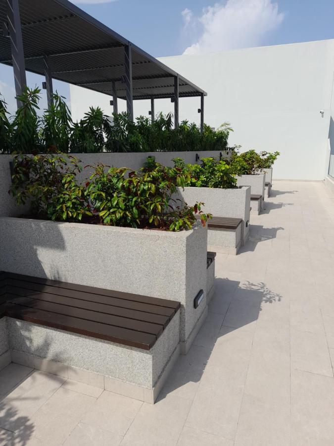 אקרה The Lennox D-Plus Apartments מראה חיצוני תמונה